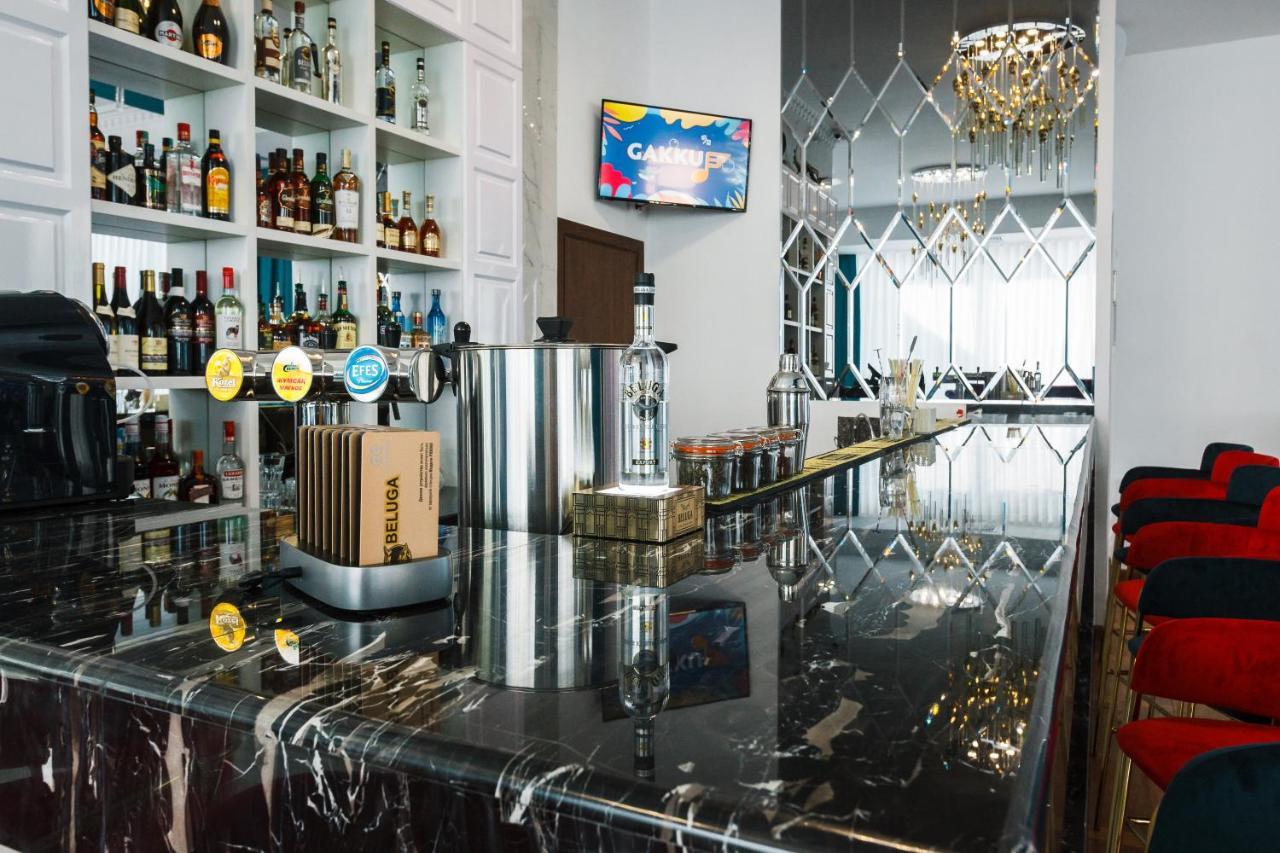Beluga Hotel Атырау Экстерьер фото
