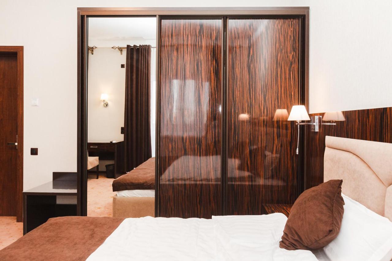 Beluga Hotel Атырау Экстерьер фото